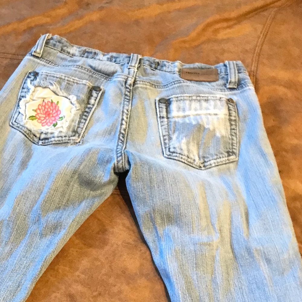 Vigoss embroidered distressed bootcut jeans